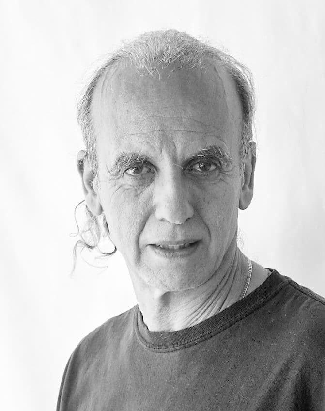 David Adès grey