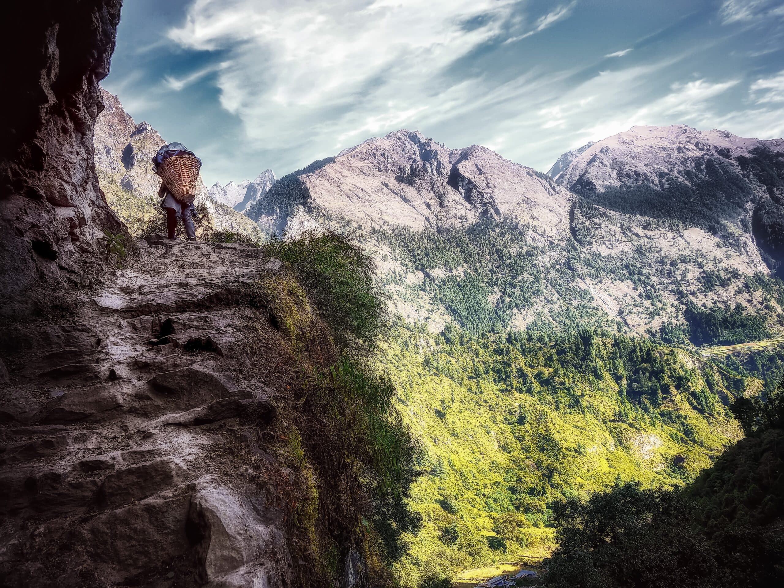 simon-matzinger-3BNnMjTZros-unsplash