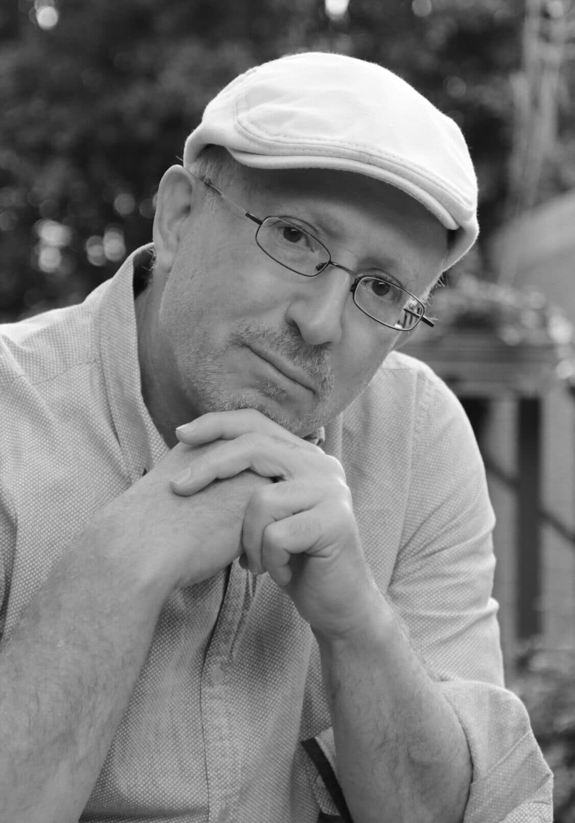 Marc Radomsky Headshot grey